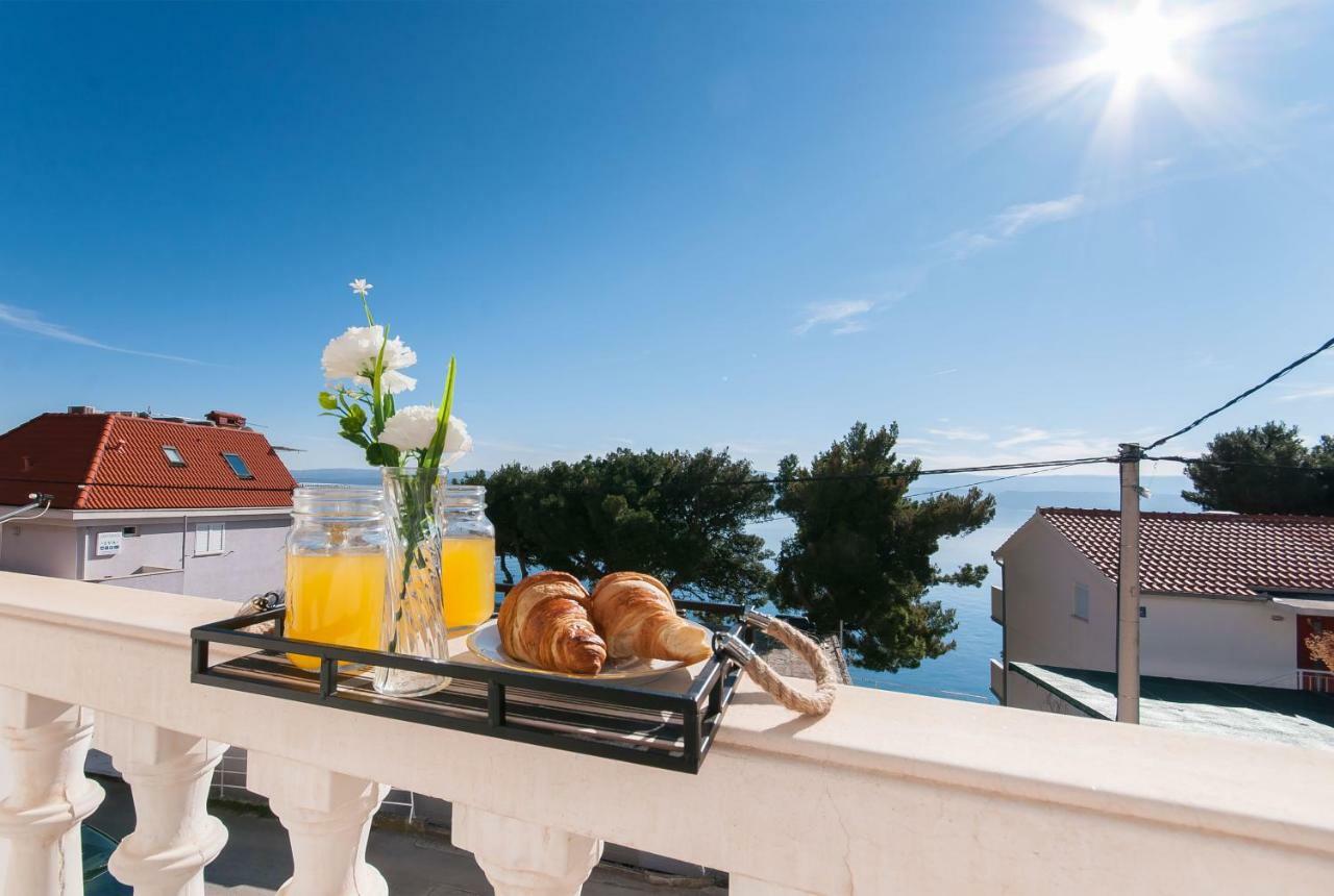 Holiday Home Dalmatino Omis Bagian luar foto